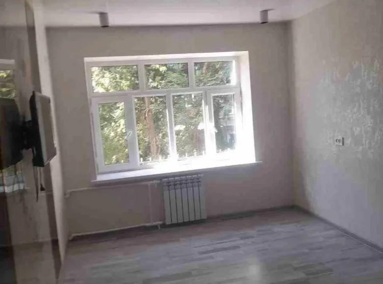 Kvartira 1 xona 28 m² Toshkentda