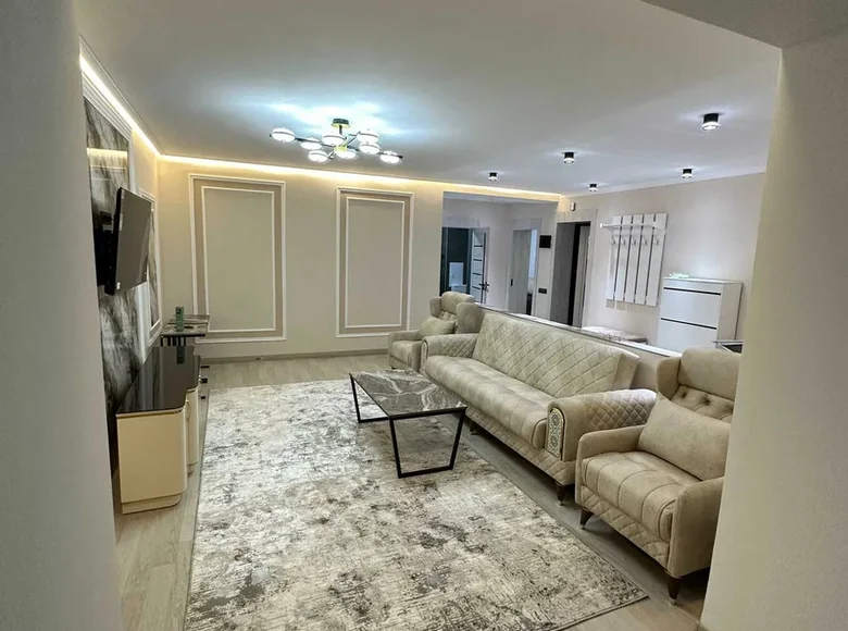 Квартира 3 комнаты 80 м² в Ташкенте, Узбекистан