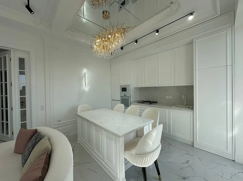 Kvartira 2 xonalar 70 m² Toshkentda
