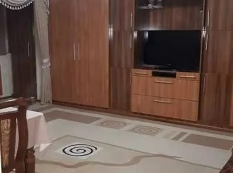 Kvartira 2 xonalar 65 m² Toshkentda, Oʻzbekiston