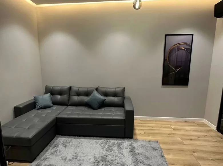 Kvartira 3 xonalar 80 m² Toshkentda