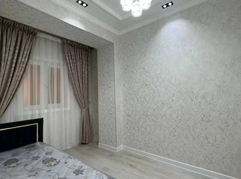 Kvartira 3 xonalar 67 m² Samarqandda