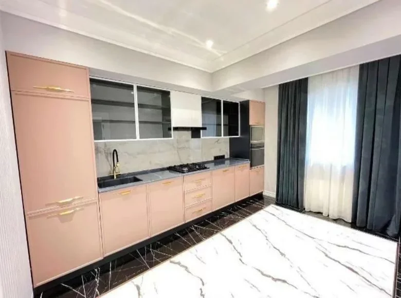 Kvartira 2 xonalar 75 m² Toshkentda