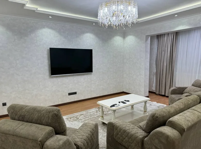 Квартира 2 комнаты 60 м² Ташкент, Узбекистан