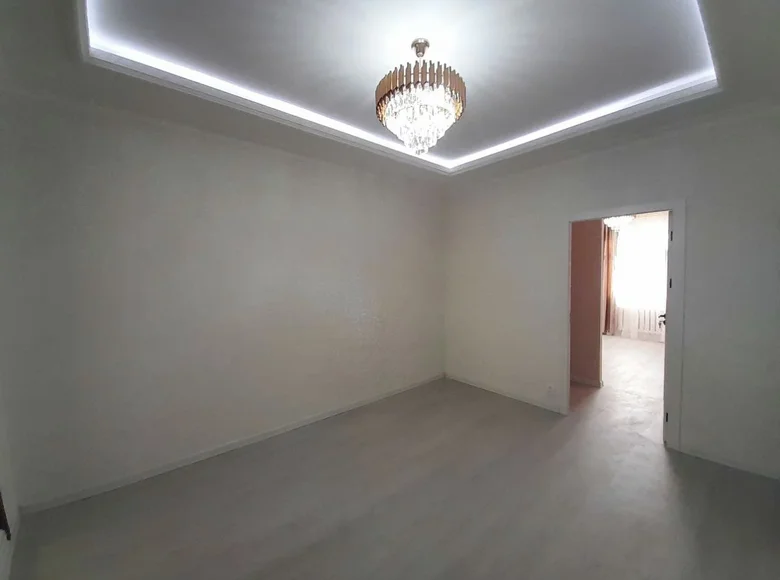 Kvartira 2 xonalar 42 m² Toshkentda