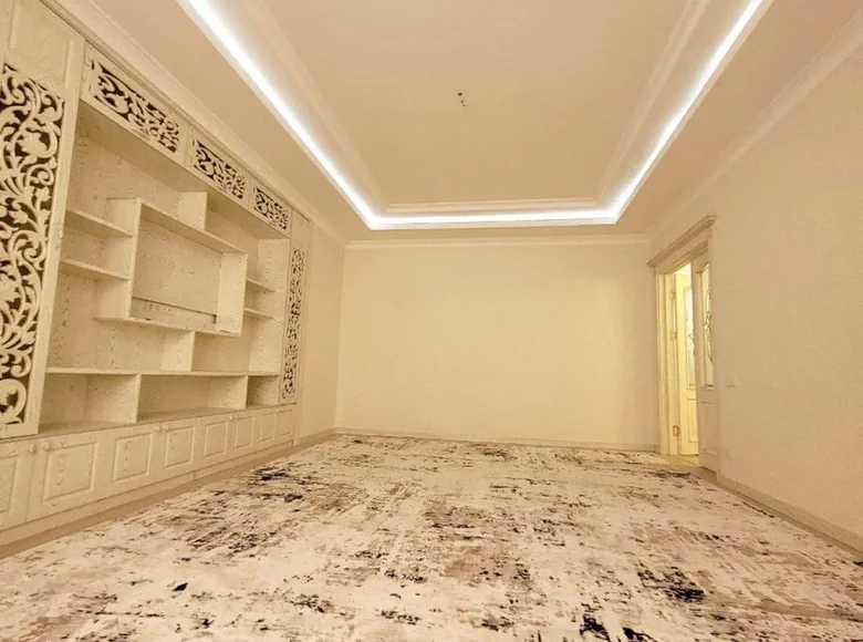 Kvartira 4 xonalar 126 m² Toshkentda