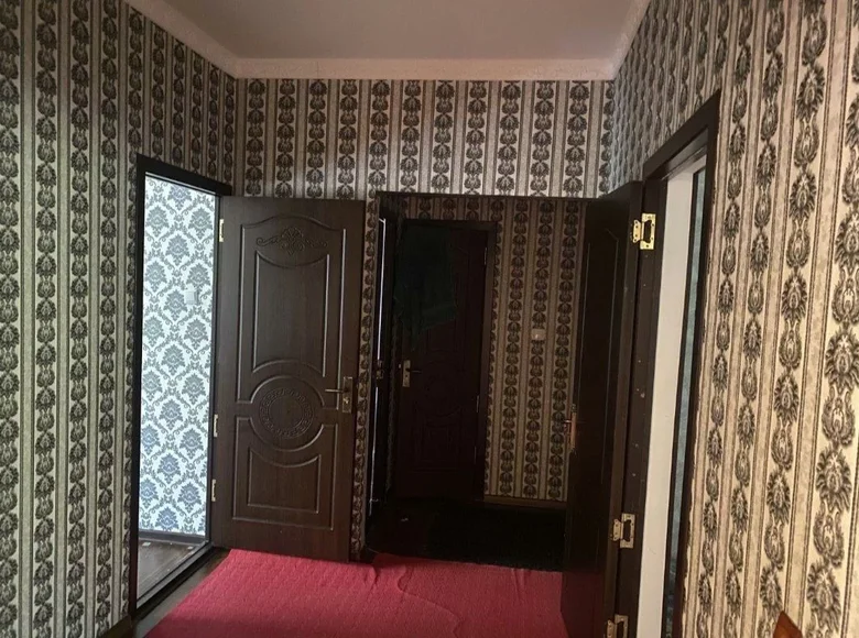 Kvartira 3 xonalar 78 m² Khanabadda