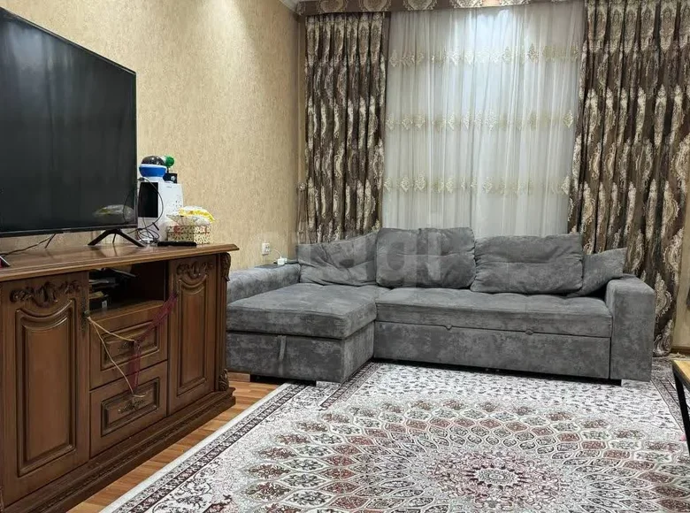 Kvartira 77 m² Toshkentda