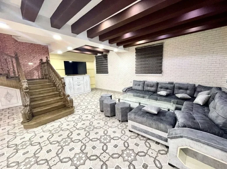 Квартира 5 комнат 200 м² в Ташкенте, Узбекистан