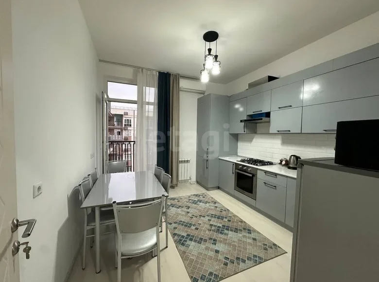 Kvartira 38 m² Toshkentda