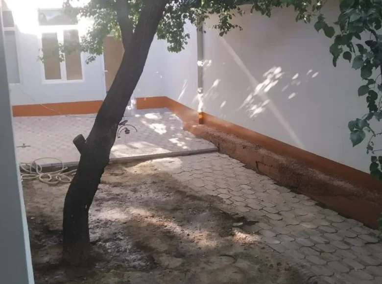 Uy 4 xonalar 208 m² Toshkentda