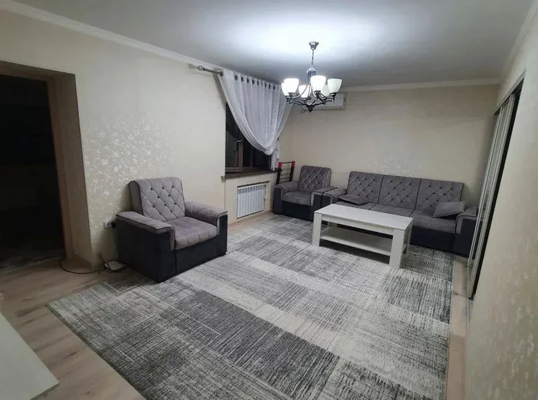 Kvartira 3 xonalar 70 m² Toshkentda