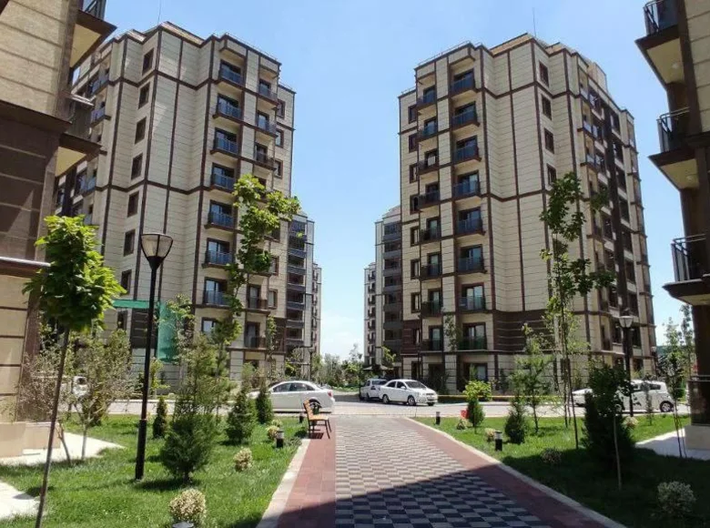 Kvartira 3 xonalar 83 m² Toshkentda