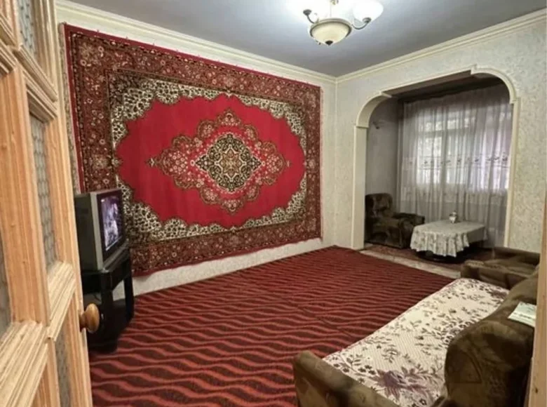 Kvartira 3 xonalar 65 m² Toshkentda