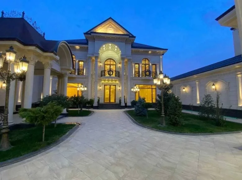 Uy 8 xonalar 600 m² Toshkentda, Oʻzbekiston