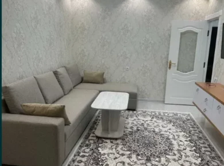 Квартира 3 комнаты  в Узбекистане, Узбекистан