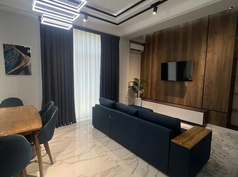 Kvartira 3 xonalar 77 m² Toshkentda