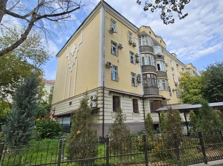 Квартира 4 комнаты 161 м² Ташкент, Узбекистан