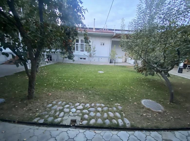 Дом 10 комнат 800 м² в Ташкенте, Узбекистан