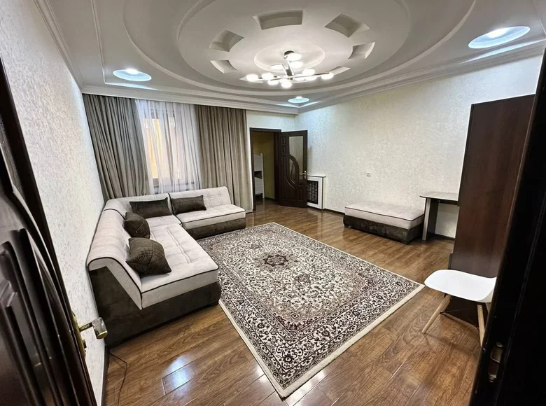 Kvartira 3 xonalar 87 m² Toshkentda