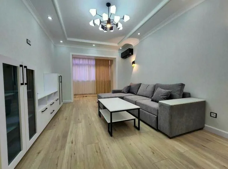 Kvartira 3 xonalar 70 m² Toshkentda