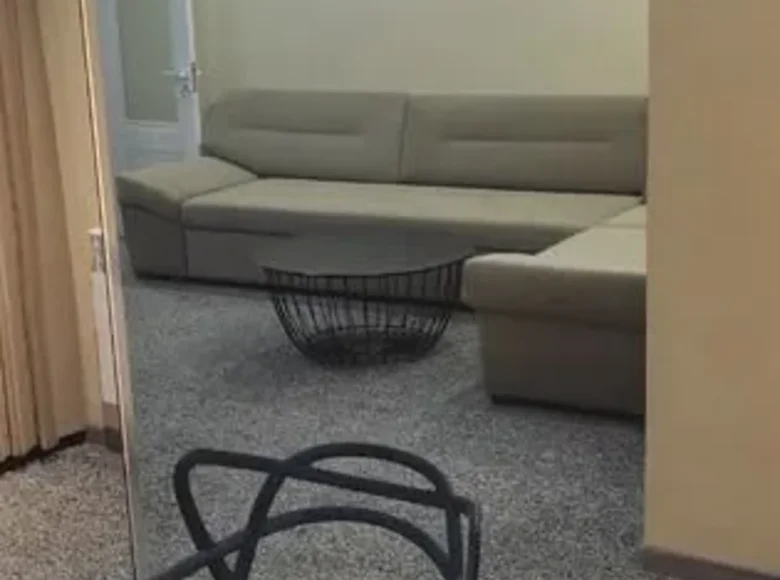 Kvartira 2 xonalar 60 m² in Konimex tumani
