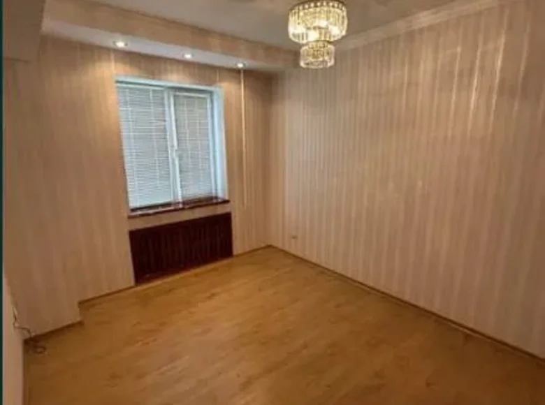 Kvartira 4 xonalar 78 m² in Konimex tumani