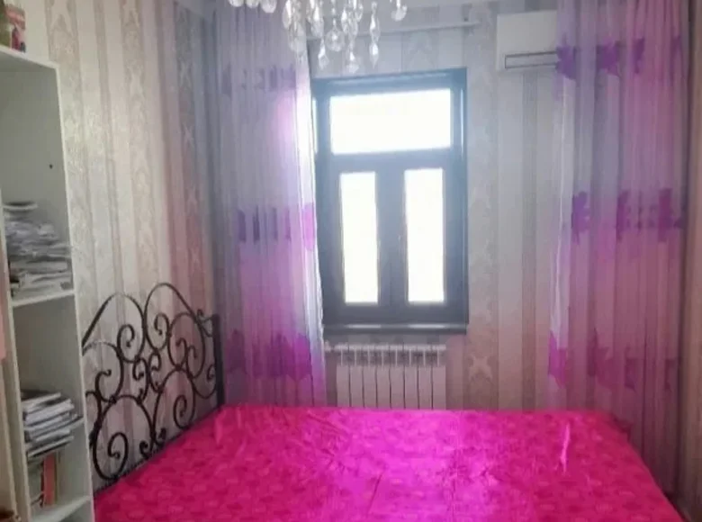 Kvartira 3 xonalar 70 m² Toshkentda