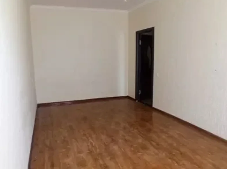 Kvartira 1 xona 28 m² Toshkentda