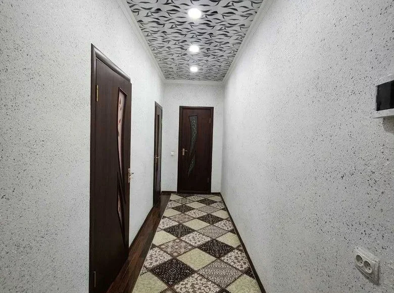 Kvartira 1 xona 51 m² Samarqandda