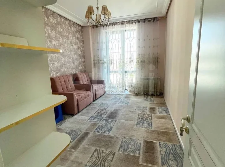 Kvartira 77 m² Toshkentda