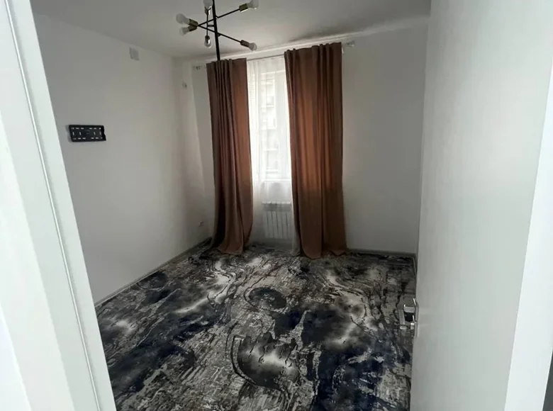 Kvartira 1 xona 27 m² Toshkentda