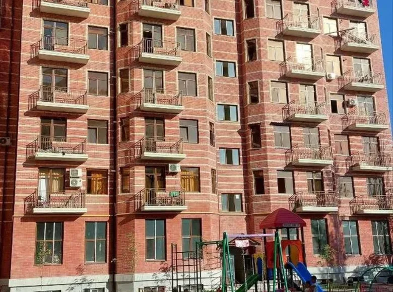 Kvartira 3 xonalar 98 m² in Shaykhontohur Tumani