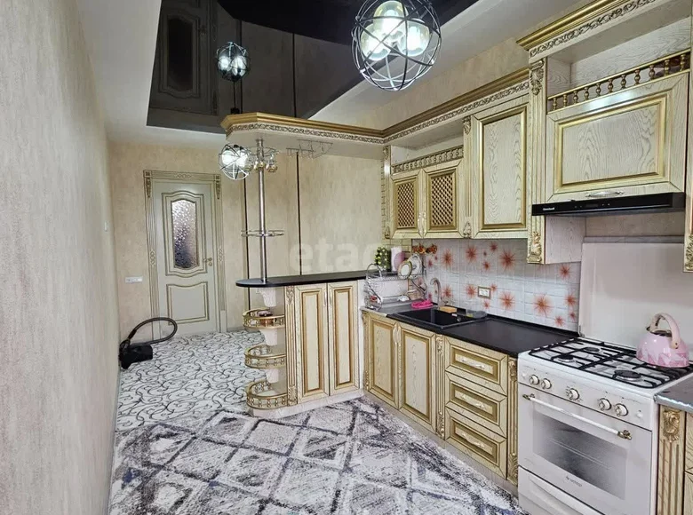 Kvartira 3 xonalar 117 m² Samarqandda