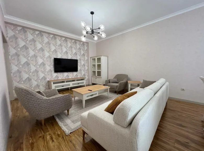 Kvartira 3 xonalar 106 m² Toshkentda