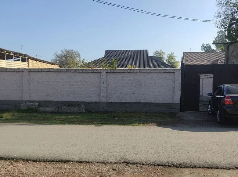 Shahar uyi 4 xonalar 700 m² Toshkentda