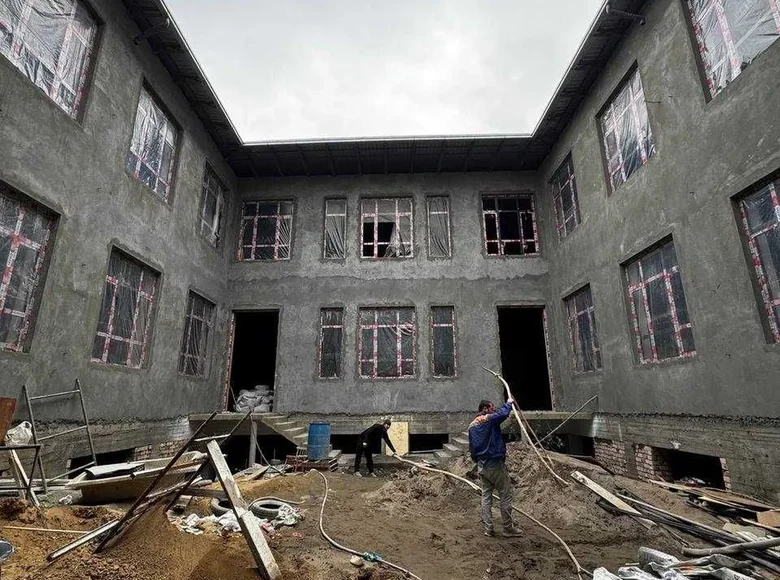 Коммерческое помещение 2 000 м² в Ташкенте, Узбекистан