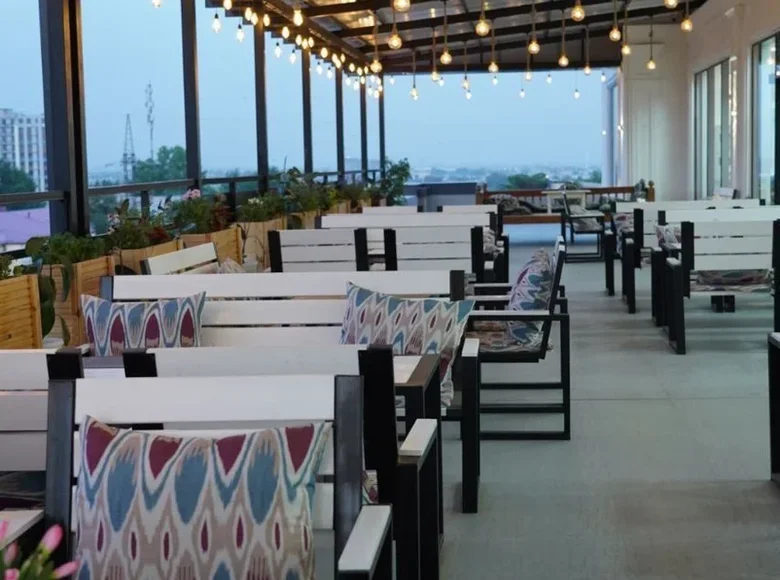 Коммерческое помещение 4 000 м² в Ташкенте, Узбекистан