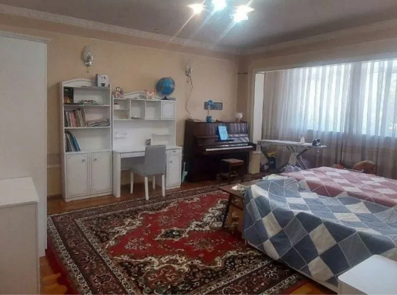 Квартира 4 комнаты 62 м² Ташкент, Узбекистан