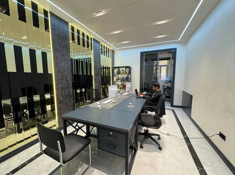 Tijorat 100 m² Toshkent