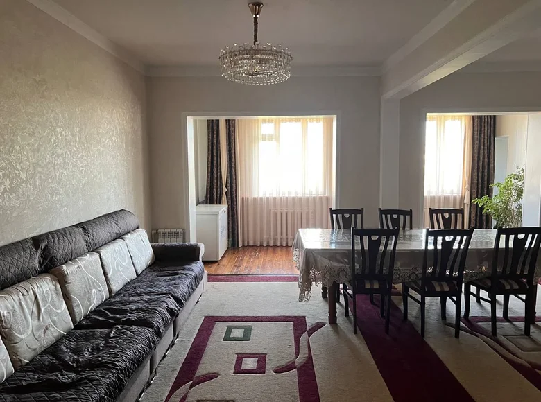 Квартира 5 комнат 110 м² Ташкент, Узбекистан