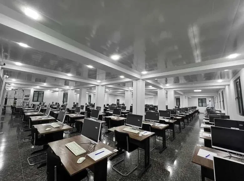 Коммерческое помещение 1 356 м² в Ташкенте, Узбекистан