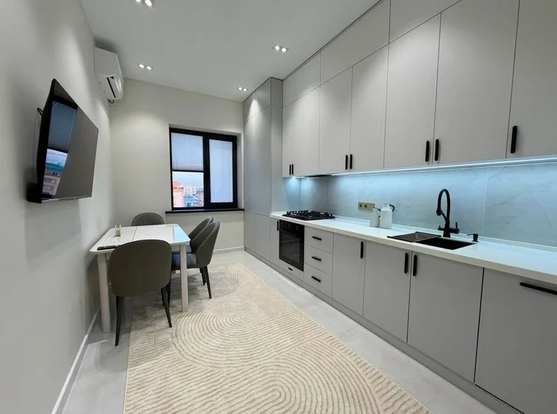 Квартира 4 комнаты 98 м² Ташкент, Узбекистан