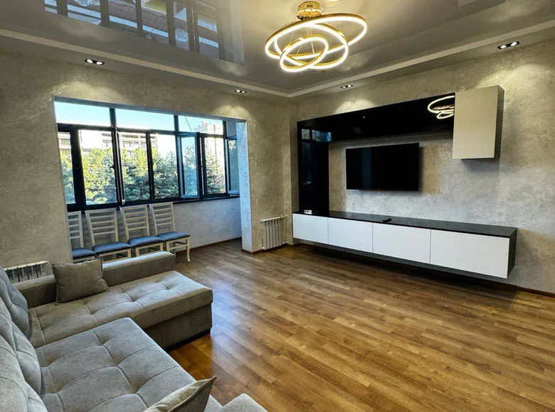 Kvartira 2 xonalar 65 m² Toshkentda