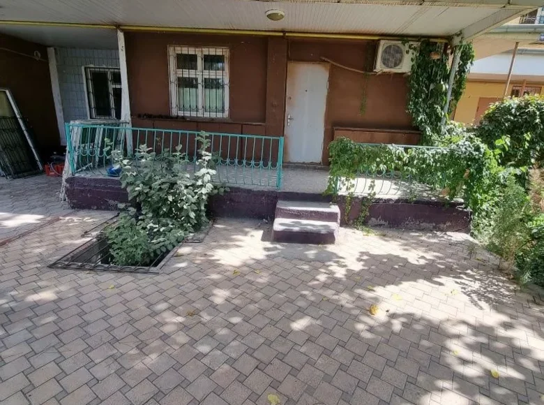 Kvartira 2 xonalar 74 m² Toshkentda