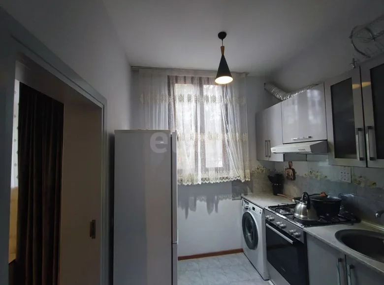 Kvartira 42 m² Toshkentda