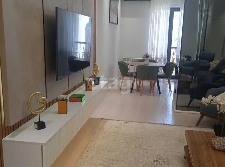 Kvartira 2 xonalar 63 m² in Shaykhontohur Tumani