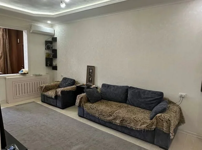 Kvartira 3 xonalar 65 m² Toshkentda