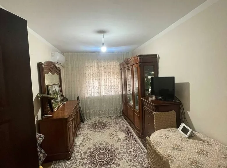 Kvartira 3 xonalar 58 m² Khanabadda