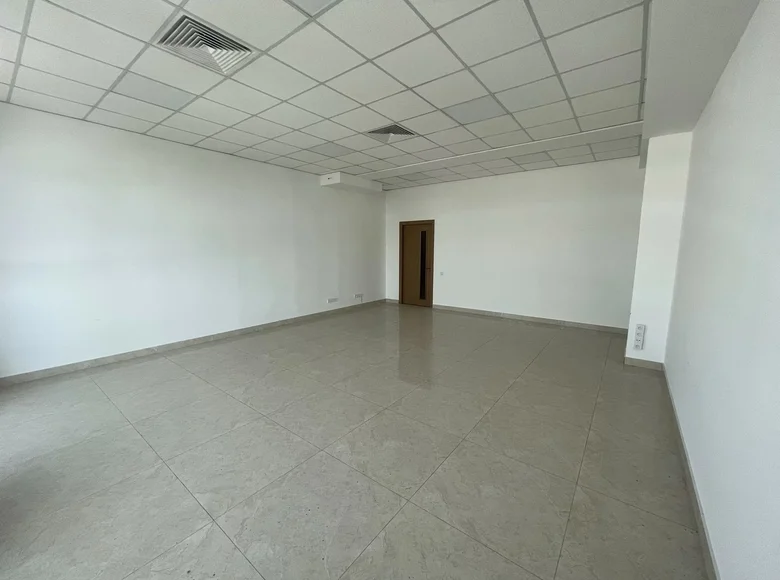 Офис 1 000 м² в Ташкенте, Узбекистан